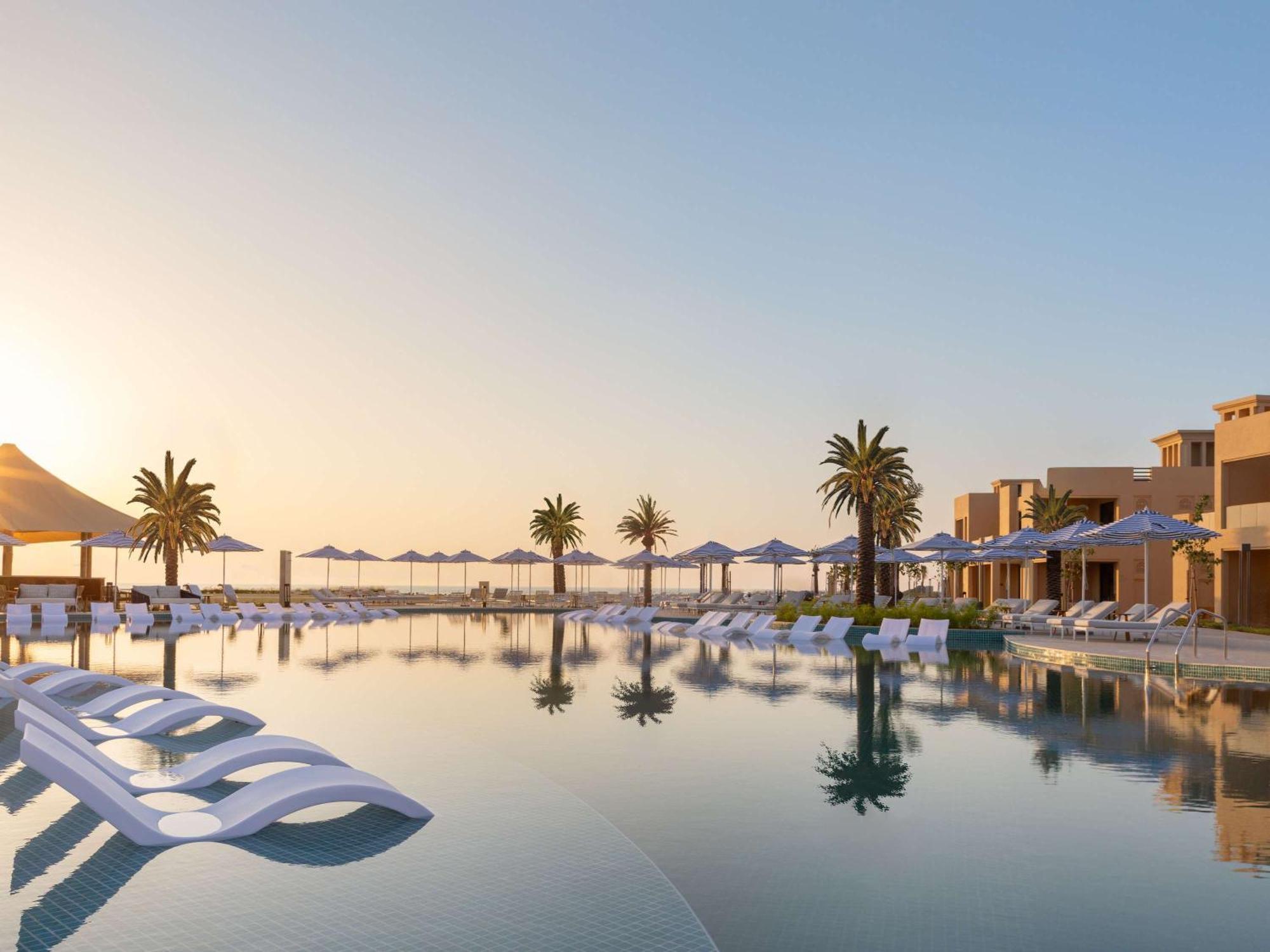 Sofitel Al Hamra Beach Resort ラアス・アル・ハイマ エクステリア 写真